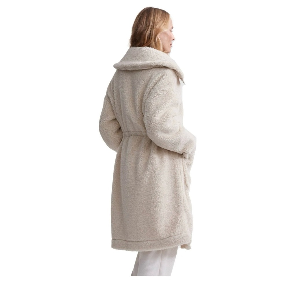 Varley Logan Cream Sherpa Coat - Picture 7 of 14